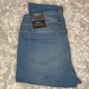 Torrid Capris Jeggings